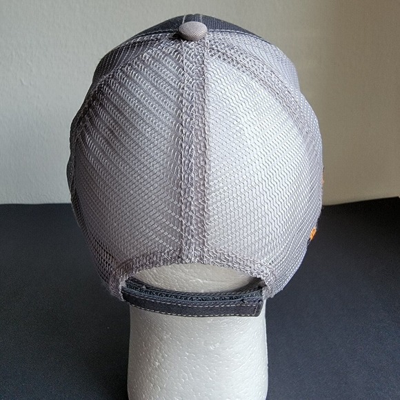 Body Outfitters Gray Trucker Hat Cap Mesh Personal Training Studio Strapback EUC - Picture 4 of 9
